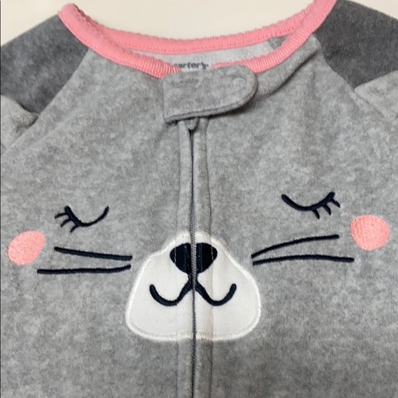 Kitten face gray velour footed pajamas - Picture 3 of 3
